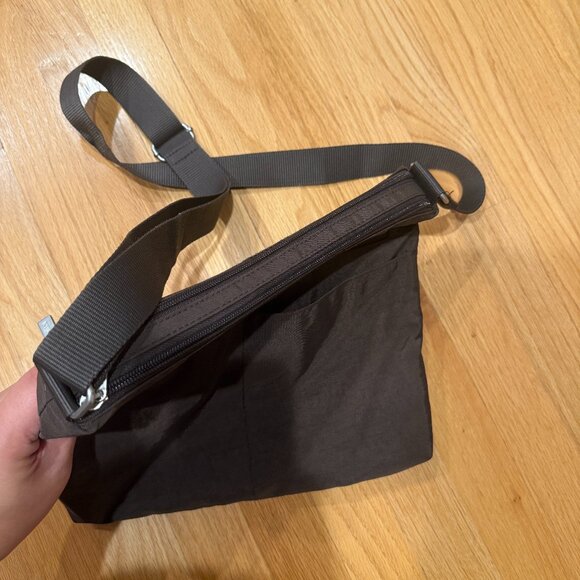 Baggallini Crossbody Bag - Picture 3 of 4